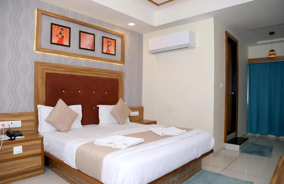 Hotel Shobhna Palace-1